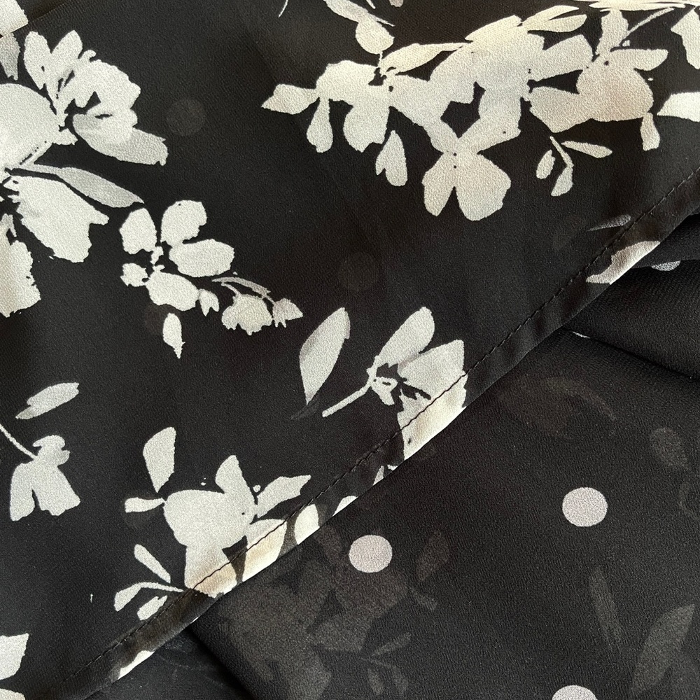 ⭐️HPx2⭐️ Reversible sleeveless dress black white floral polka dots Size Medium - Picture 3 of 4